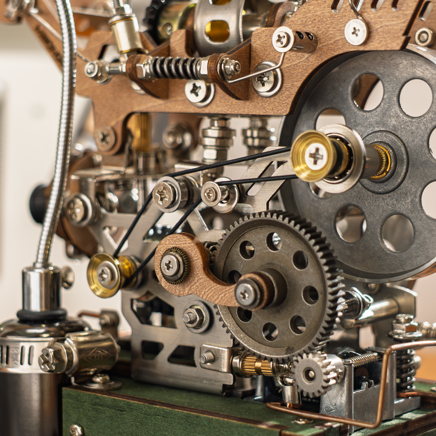kinetic memory machine system
